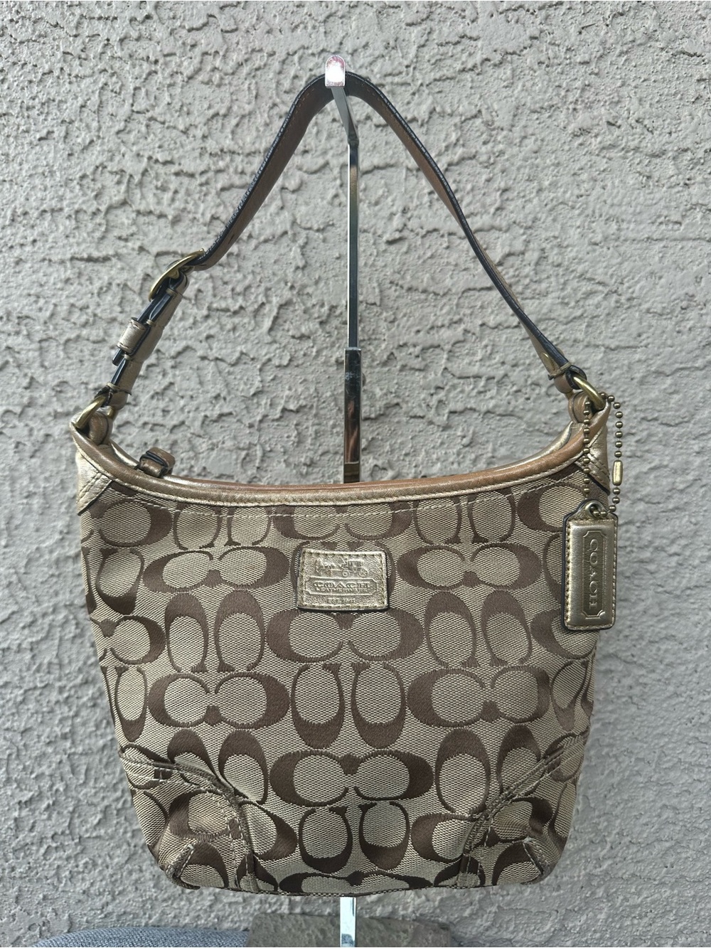 COACH Vintage Brown/Tan Signature Shoulder Bag - small size